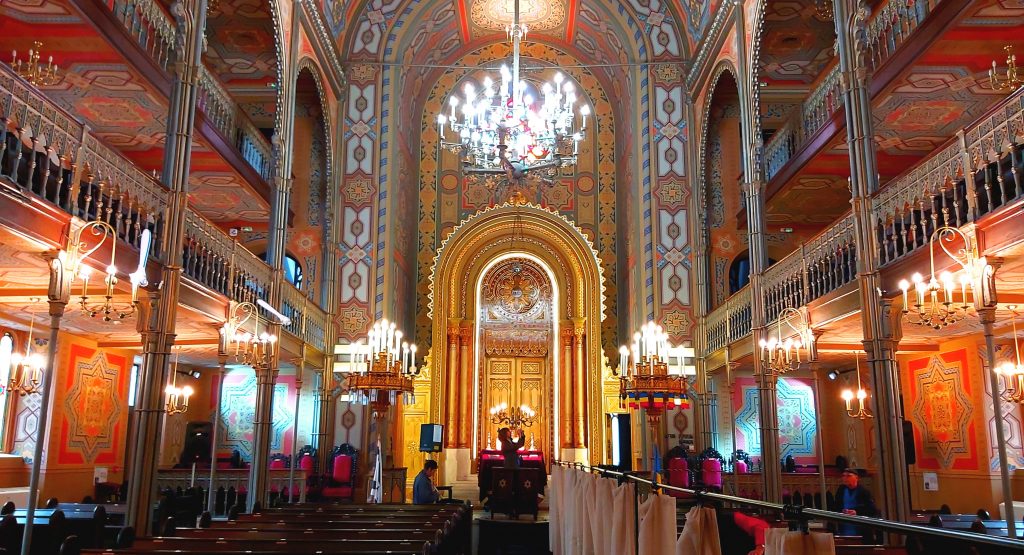 Choral Temple Bucharest - Romanian Jewish Synagogue