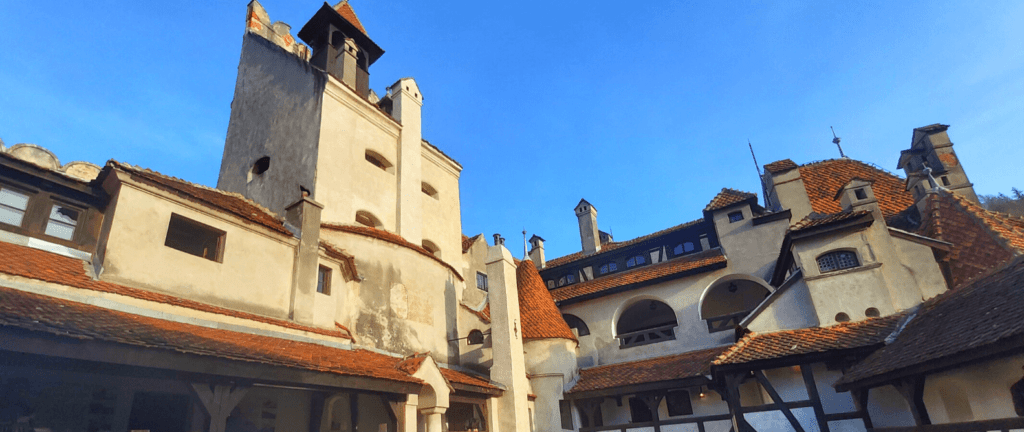 one day trip to Bran Castle