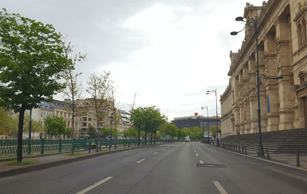 the fascinating deserted streets of Bucharest