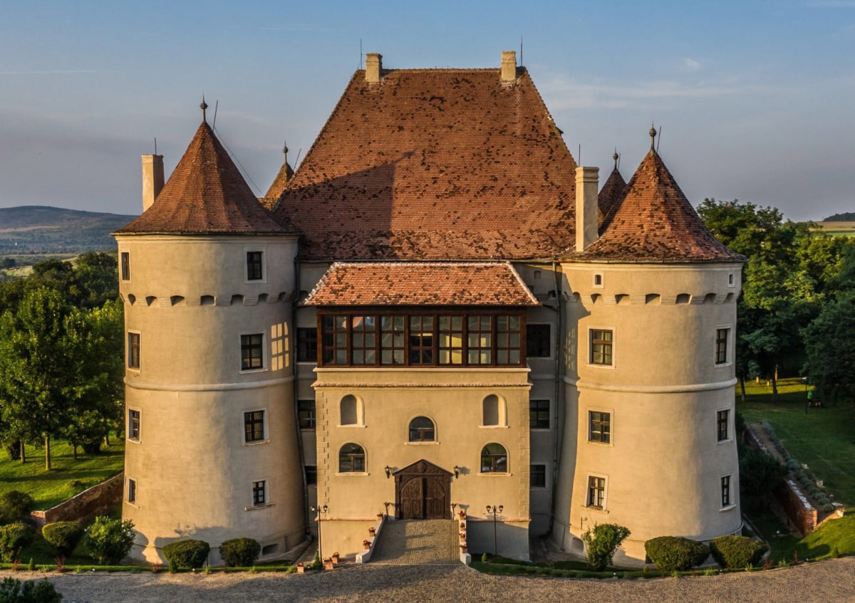 castle tour bucharest