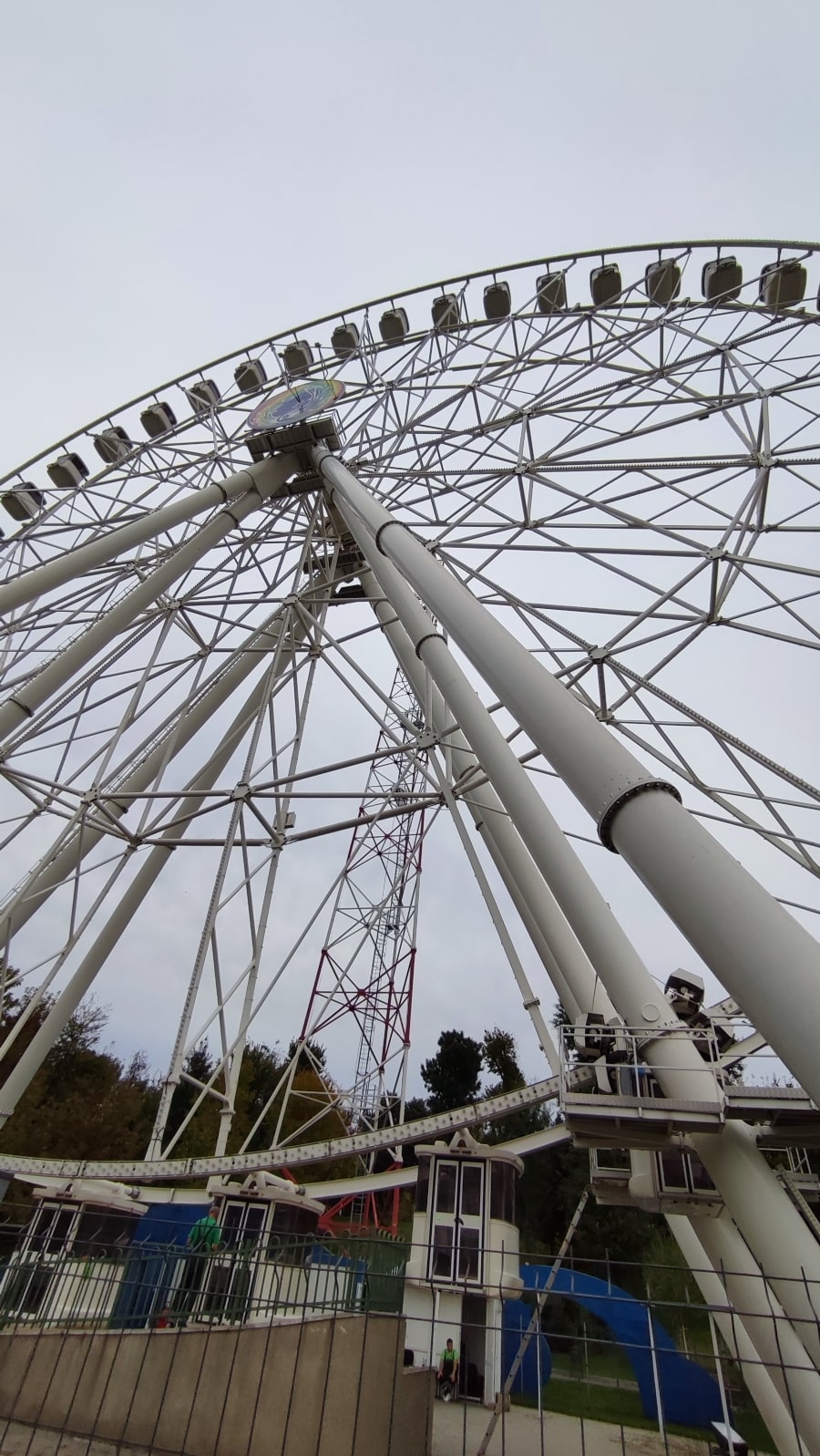 Bucharest ferris wheel