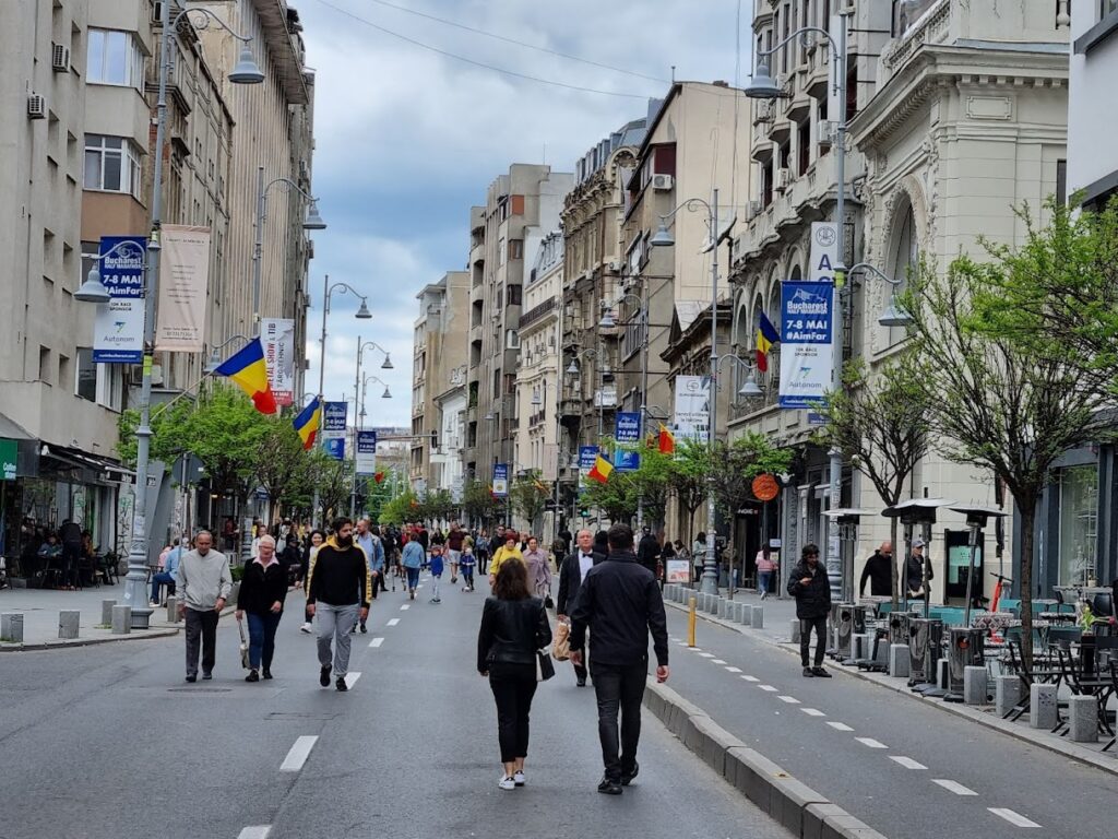 Open Streets Victoriei