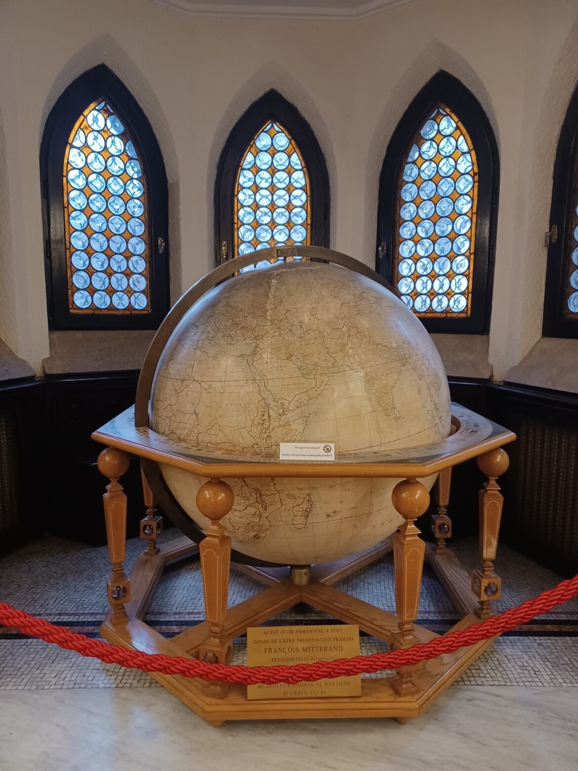 Globe at Old Maps and Books Museum