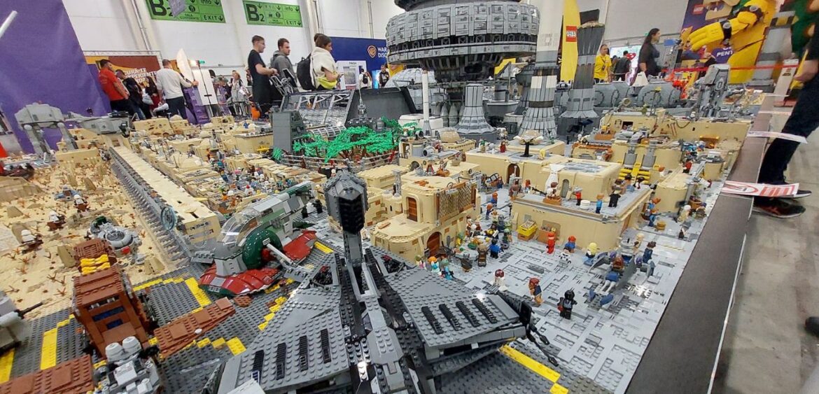 World's Largest Star Wars Diorama