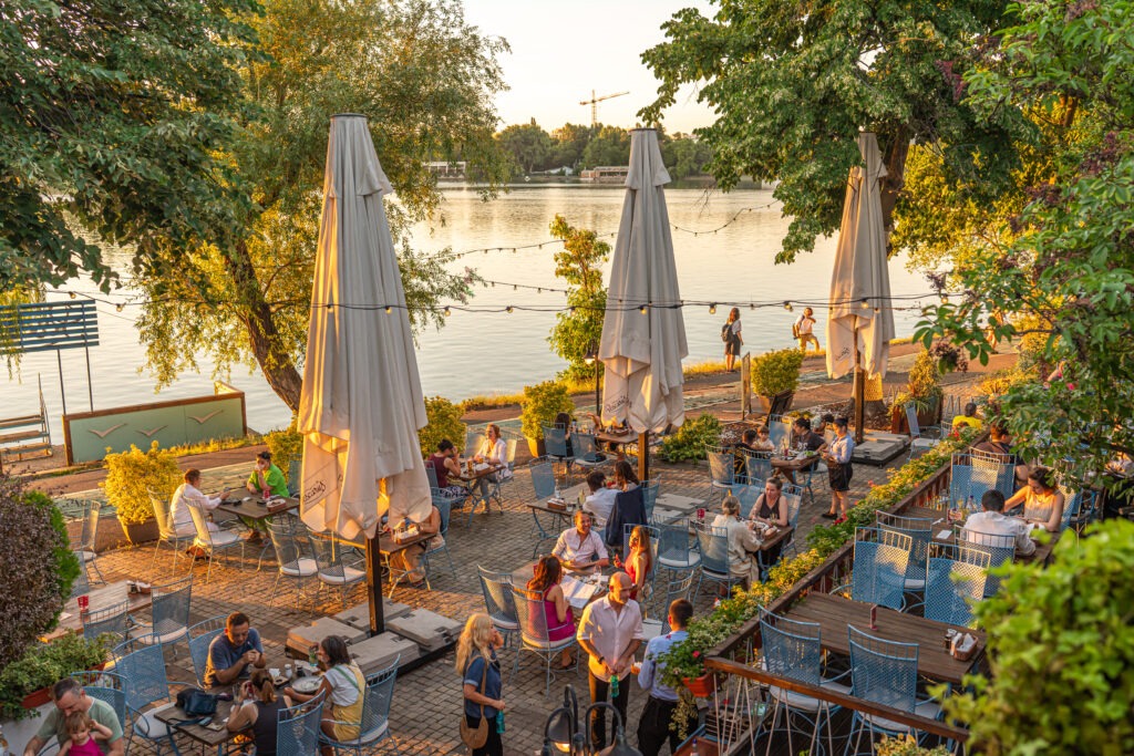 Pescăruș Restaurant Cover