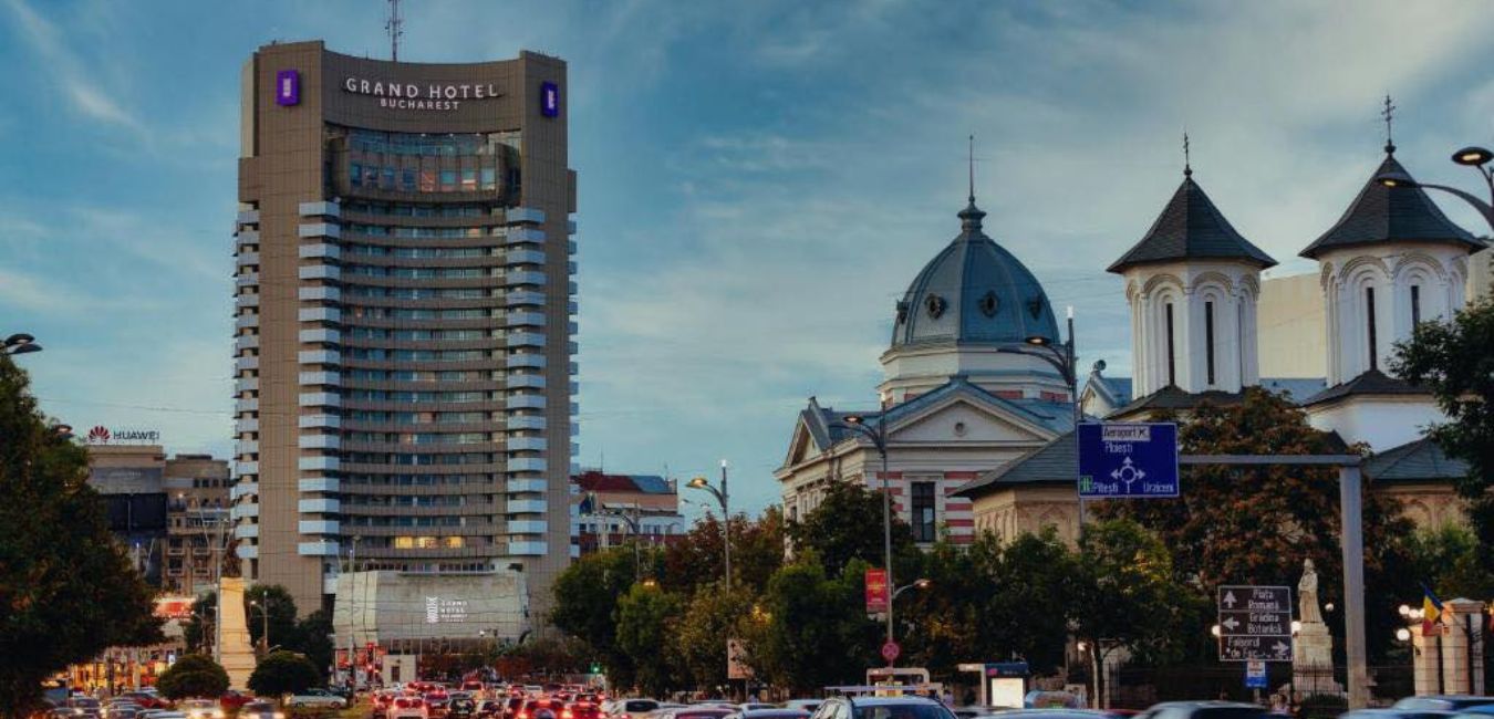Grand Hotel Bucharest outside